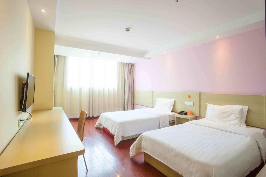 7Days Inn Kunming East Station Juhua Overpass Номер фото